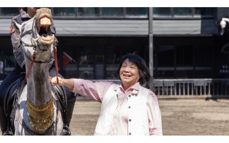 著名作家畢淑敏：新疆古生態(tài)園，值得來！