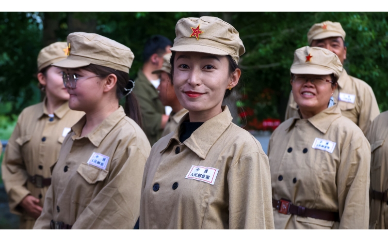 北屯市185團(tuán)巡游